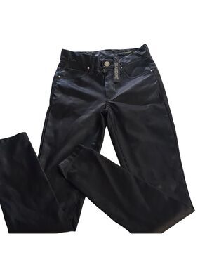 Blank nyc the bond mid rise skinny pants size 24